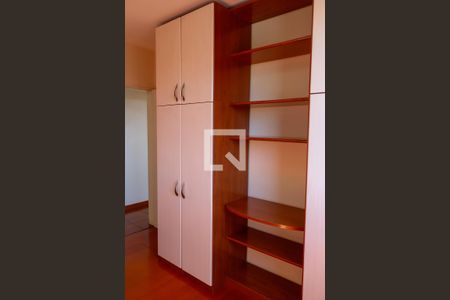Quarto 1 de apartamento à venda com 2 quartos, 58m² em Piratininga, Osasco