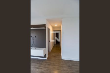 Corredor de apartamento para alugar com 2 quartos, 74m² em Alphaville Empresarial, Barueri