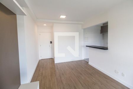 Sala  de apartamento para alugar com 2 quartos, 74m² em Alphaville Empresarial, Barueri