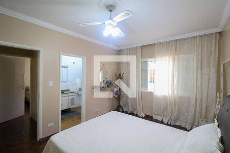 Suíte de casa à venda com 4 quartos, 461m² em Jardim Sao Caetano, São Caetano do Sul