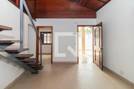 Sala de casa para alugar com 4 quartos, 120m² em Teresópolis, Porto Alegre