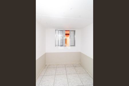 Quarto 2 de casa para alugar com 2 quartos, 60m² em Vila Gustavo, São Paulo