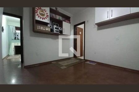 Casa à venda com 4 quartos, 212m² em Vila Assunção, Santo André
