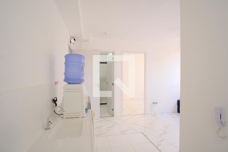 Cozinha e Área de Serviço de apartamento para alugar com 2 quartos, 32m² em Vila Matilde, São Paulo