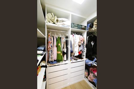 Closet da suíte de casa à venda com 3 quartos, 360m² em Salgado Filho, Belo Horizonte