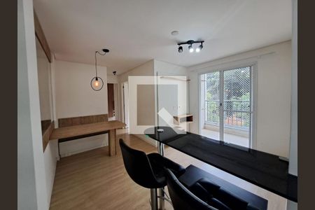 Sala de apartamento à venda com 2 quartos, 56m² em Continental, Osasco