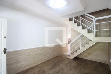 Sala de casa de condomínio para alugar com 2 quartos, 100m² em Curicica, Rio de Janeiro