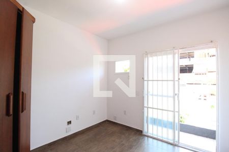 Quarto 1 de casa de condomínio para alugar com 2 quartos, 100m² em Curicica, Rio de Janeiro