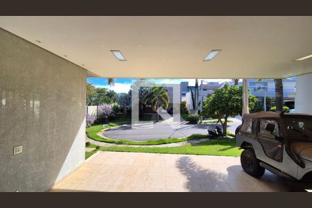 Vista do Hall de Entrada  de casa de condomínio para alugar com 4 quartos, 389m² em Swiss Park, Campinas