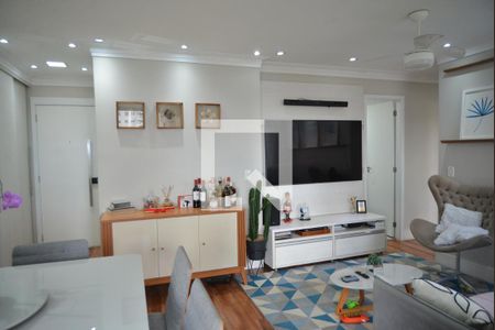 Sala de apartamento à venda com 2 quartos, 70m² em Campestre, Santo André