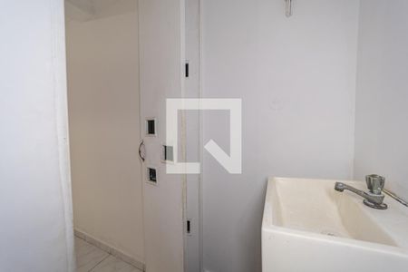 Lavabo de casa para alugar com 3 quartos, 200m² em Jardim Matarazzo, São Paulo