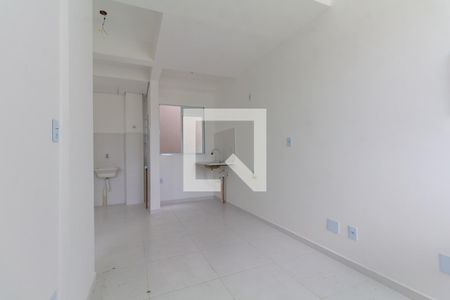 Sala, Cozinha e área de serviço de apartamento para alugar com 2 quartos, 36m² em Cidade Patriarca, São Paulo