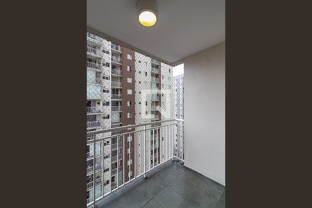 Varanda de apartamento para alugar com 3 quartos, 69m² em Jardim Prudência, São Paulo