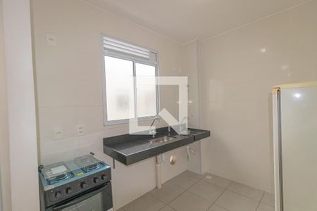 Cozinha e Área de Serviço de apartamento para alugar com 2 quartos, 48m² em Igara, Canoas