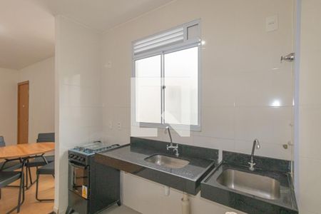 Cozinha e Área de Serviço de apartamento para alugar com 2 quartos, 48m² em Igara, Canoas