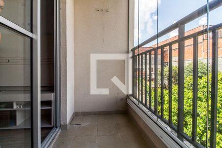 Varanda de apartamento para alugar com 2 quartos, 45m² em Parque Roseira, Carapicuíba