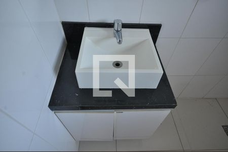 Banheiro Social de casa para alugar com 2 quartos, 100m² em Vila Constança, São Paulo