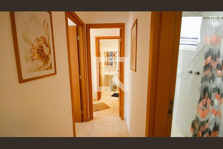 Sala de apartamento para alugar com 2 quartos, 58m² em Guilhermina, Praia Grande