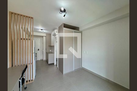 Quarto  de kitnet/studio à venda com 0 quarto, 25m² em Jardim das Acacias, São Paulo