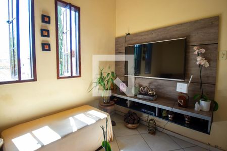 Sala 1 de casa à venda com 4 quartos, 230m² em Brás de Pina, Rio de Janeiro