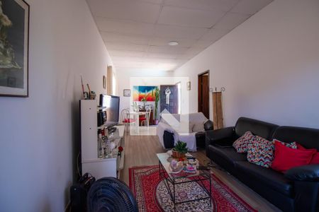 Sala 2 de casa à venda com 4 quartos, 230m² em Brás de Pina, Rio de Janeiro