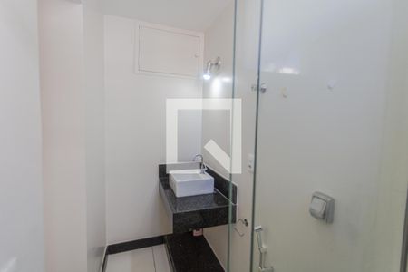 Banheiro da Suíte de apartamento para alugar com 1 quarto, 45m² em Savassi, Belo Horizonte