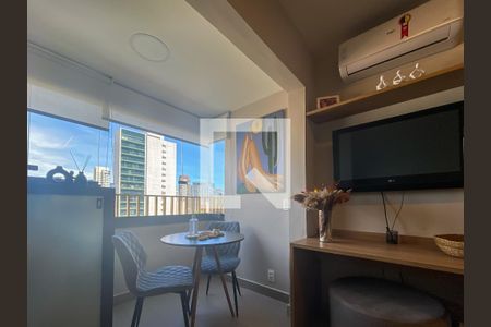 Sala de apartamento para alugar com 1 quarto, 26m² em Vila Olímpia, São Paulo