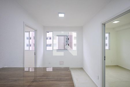 Sala de apartamento para alugar com 2 quartos, 42m² em Jardim Gilda Maria, São Paulo