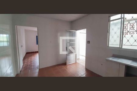 Casa para alugar com 2 quartos, 54m² em Ayrosa, Osasco