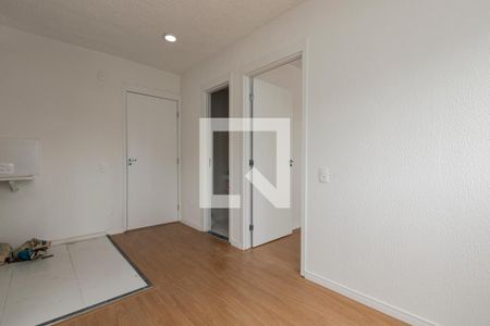 Sala/ Cozinha de apartamento para alugar com 2 quartos, 32m² em Jardim Caravelas, São Paulo