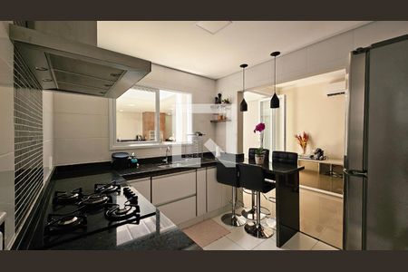 Casa à venda com 3 quartos, 200m² em Jardim Marambaia, Jundiaí