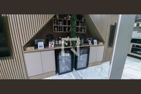 Casa à venda com 3 quartos, 120m² em Centro, Osasco