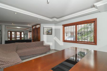 Sala de casa de condomínio para alugar com 5 quartos, 600m² em Sarandi, Porto Alegre