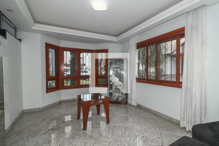 Sala de casa de condomínio para alugar com 5 quartos, 600m² em Sarandi, Porto Alegre