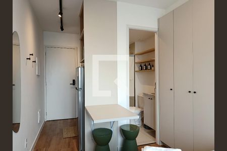 Estúdio de kitnet/studio para alugar com 1 quarto, 20m² em Pinheiros, São Paulo