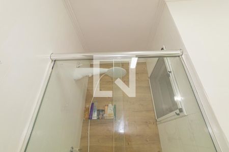 Banheiro de casa de condomínio para alugar com 2 quartos, 103m² em Rio Branco, Canoas
