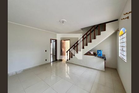 Sala de casa para alugar com 3 quartos, 180m² em Jardim Independência, Campinas
