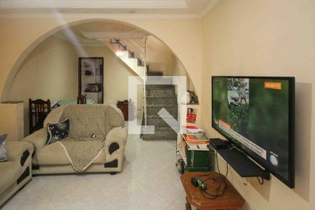 Casa à venda com 2 quartos, 250m² em Vila Tolstoi, São Paulo