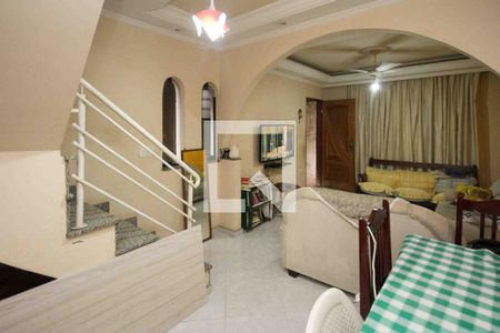 Casa à venda com 2 quartos, 250m² em Vila Tolstoi, São Paulo