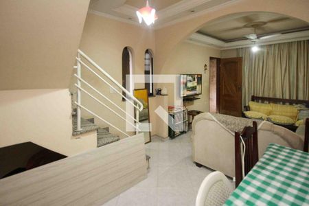 Casa à venda com 2 quartos, 250m² em Vila Tolstoi, São Paulo