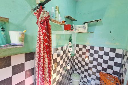 Banheiro de casa para alugar com 4 quartos, 54m² em Vila Urussai, Duque de Caxias