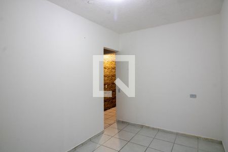 Quarto 1 de casa para alugar com 2 quartos, 50m² em Parque Cisper, São Paulo