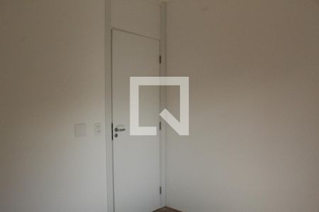 Quarto 1 de apartamento para alugar com 2 quartos, 40m² em Taquara, Rio de Janeiro