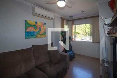 Sala de apartamento à venda com 3 quartos, 81m² em Nonoai, Porto Alegre