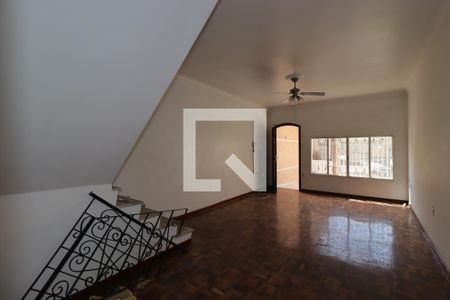 Casa à venda com 4 quartos, 270m² em Vila Alice, Santo André