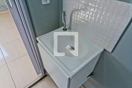 Lavabo de casa para alugar com 2 quartos, 60m² em Jaraguá, São Paulo