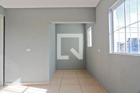 Sala de casa para alugar com 2 quartos, 60m² em Jaraguá, São Paulo