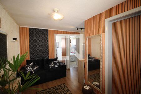 Sala de apartamento para alugar com 2 quartos, 45m² em Mário Quintana, Porto Alegre