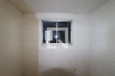 Janela do Quarto 1 de apartamento para alugar com 2 quartos, 45m² em Mário Quintana, Porto Alegre