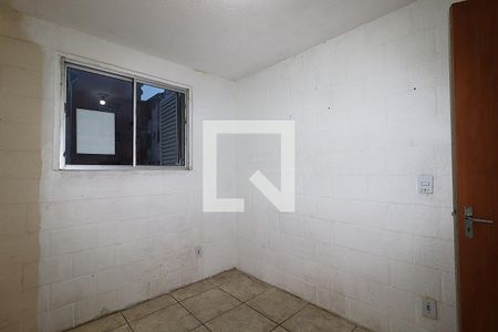 Quarto 1 de apartamento para alugar com 2 quartos, 45m² em Mário Quintana, Porto Alegre
